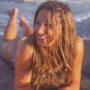 Meet your Posher, Mackenzie